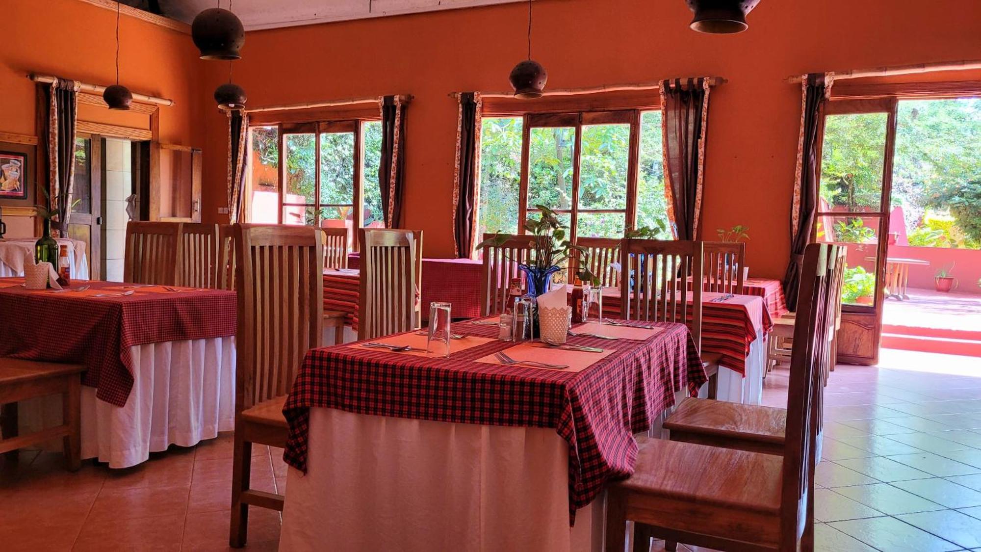 Babylon Lodge Marangu Екстериор снимка